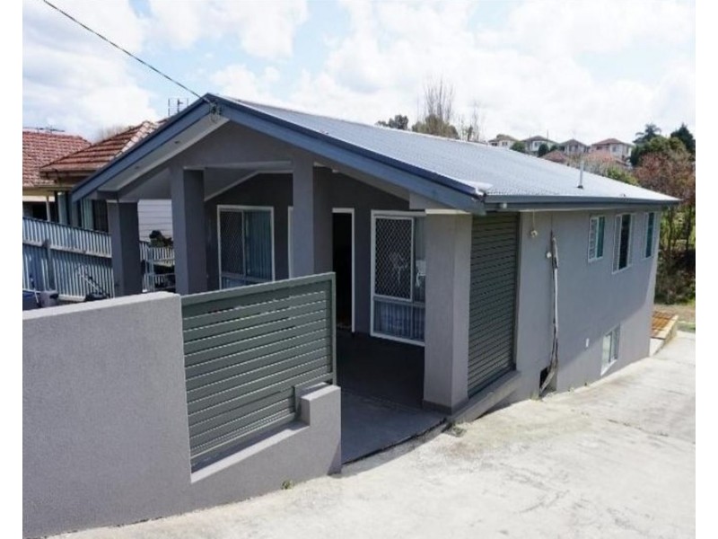 2 McGovern Street, Cringila NSW 2502