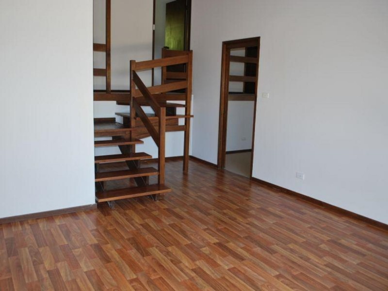 33 Hassan Street, Lake Heights NSW 2502