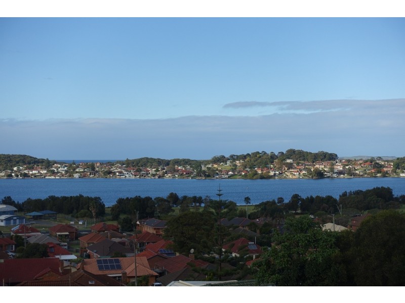 2/3 Vermont Road, Warrawong NSW 2502