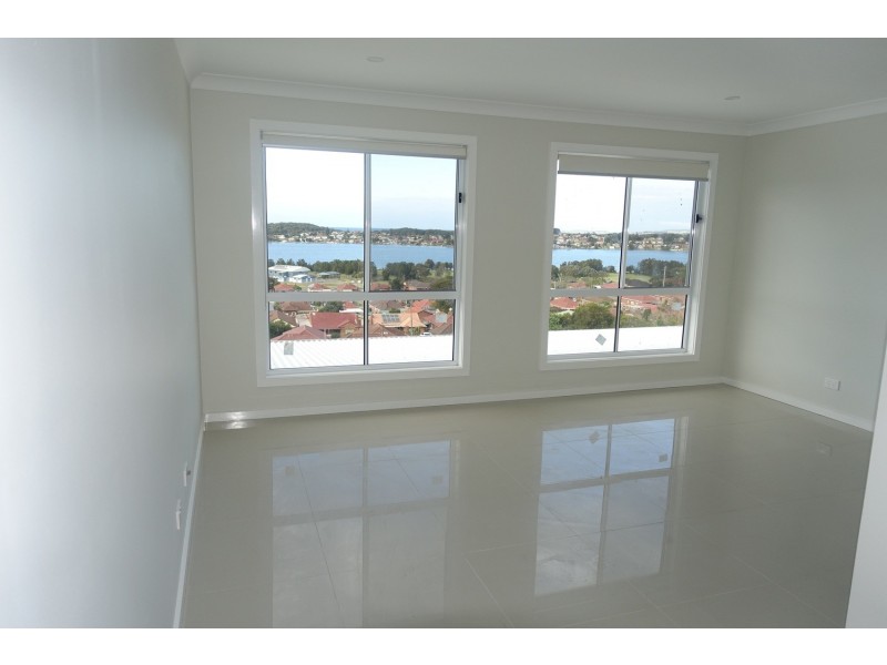 2/3 Vermont Road, Warrawong NSW 2502