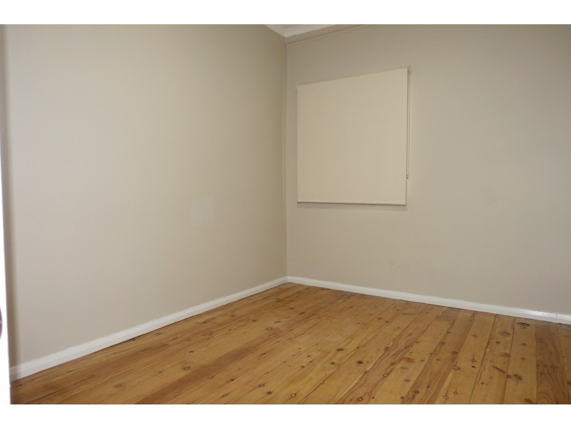 24 Jarvie Road, Cringila NSW 2502