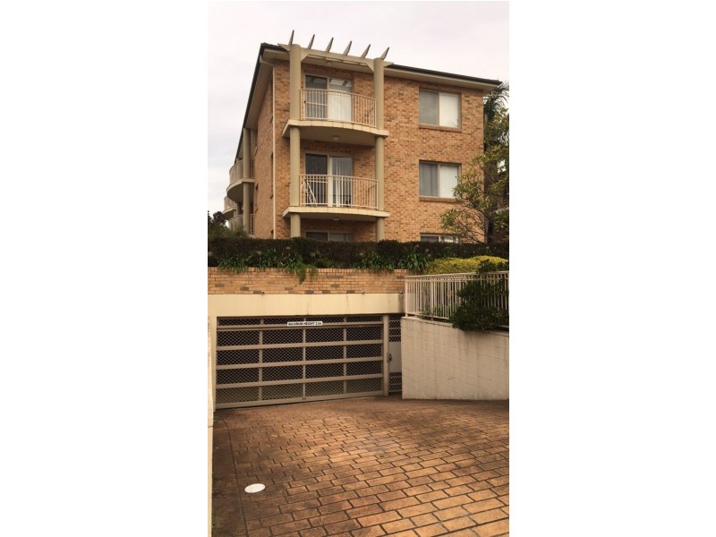 1/43 New Dapto Road, Wollongong NSW 2500