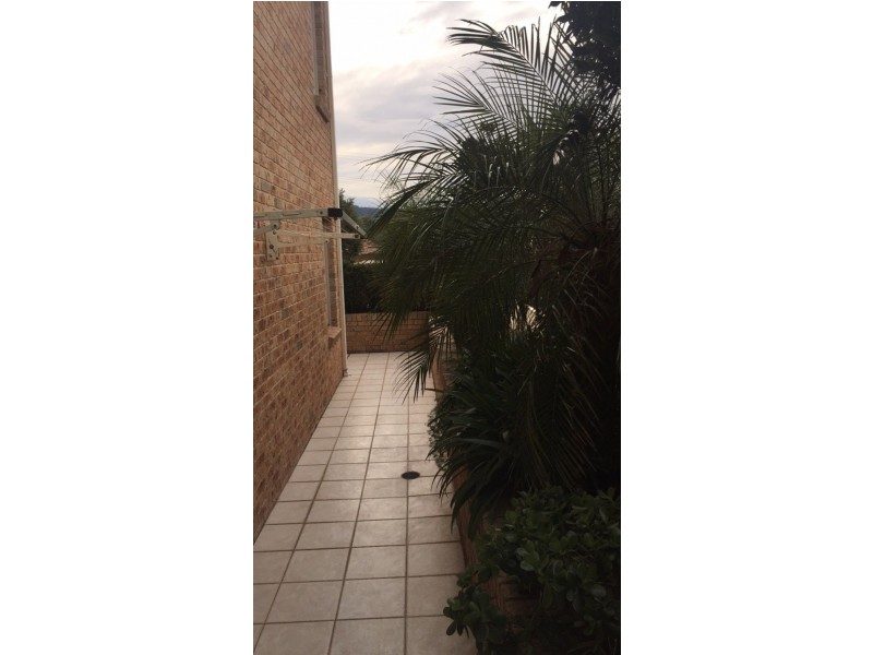 1/43 New Dapto Road, Wollongong NSW 2500