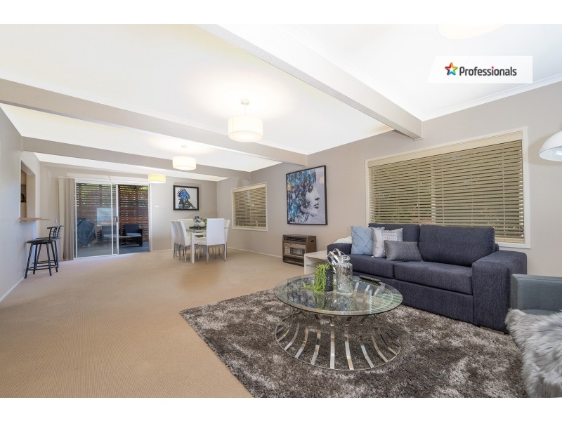 3 Shaftsbury Avenue, West Wollongong NSW 2500