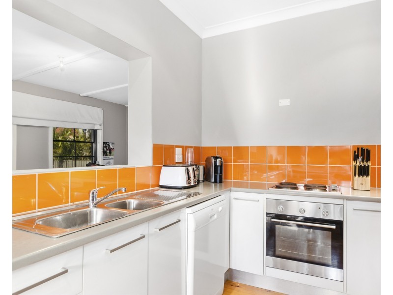 1 St Andrews Place, Corrimal NSW 2518