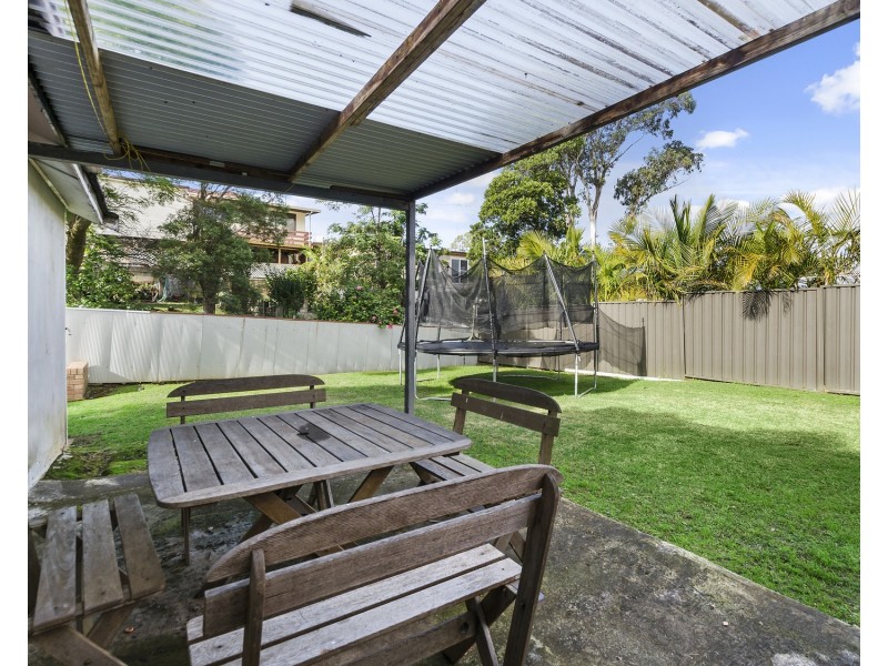 1 St Andrews Place, Corrimal NSW 2518