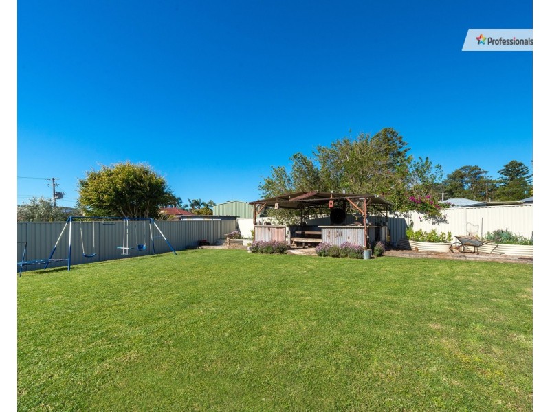 63 Lakeview Parade, Primbee NSW 2502