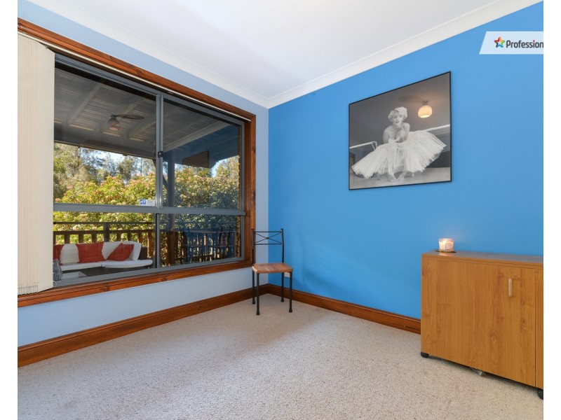 11 Sugarwood Close, Farmborough Heights NSW 2526