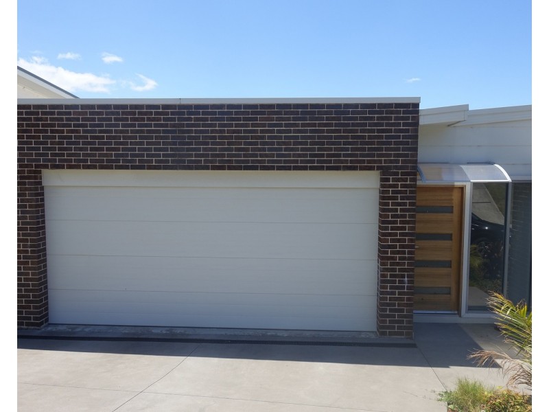 1/154 Shearwater Drive, Lake Heights NSW 2502