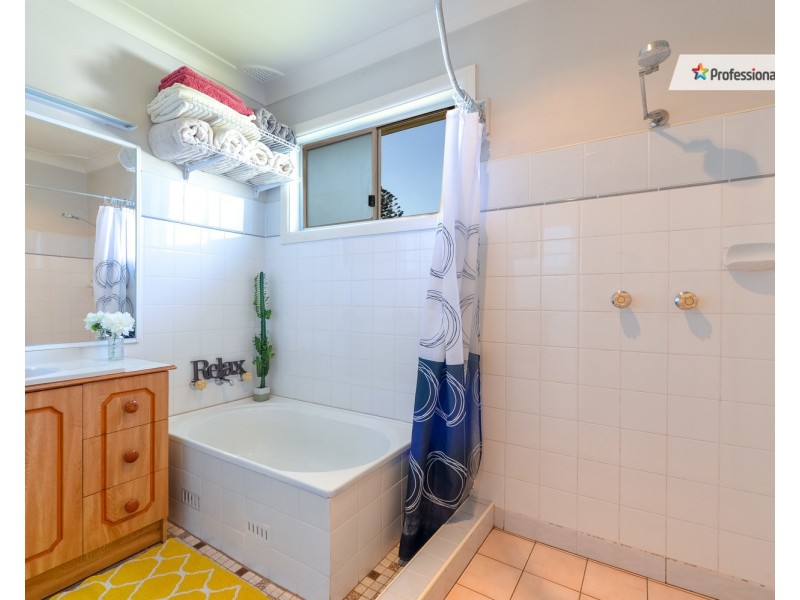 56 Illowra Crescent, Primbee NSW 2502