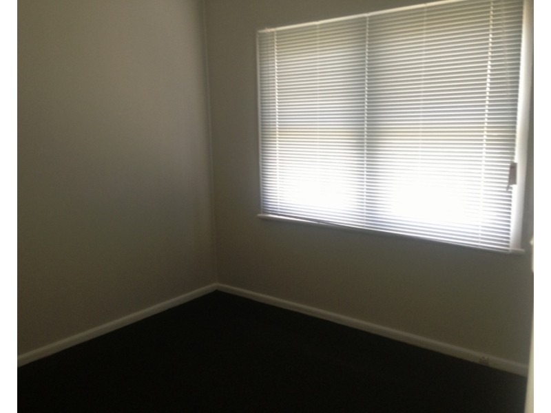 2/35 Thames Street, West Wollongong NSW 2500