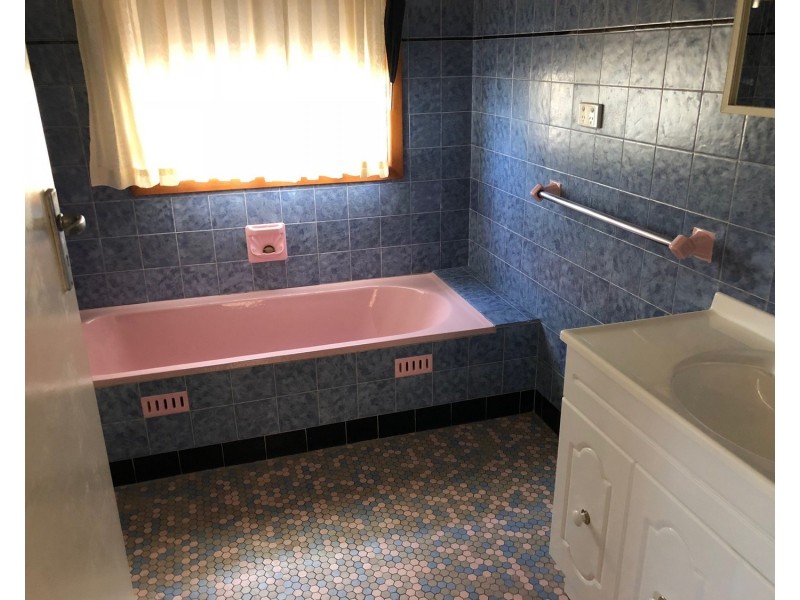 23. Fairfax Road, Warrawong NSW 2502