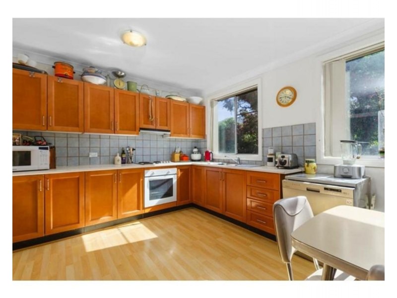 .2/17 Balmoral Street, Balgownie NSW 2519