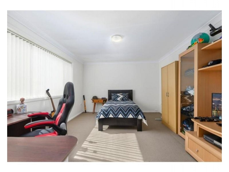 .2/17 Balmoral Street, Balgownie NSW 2519