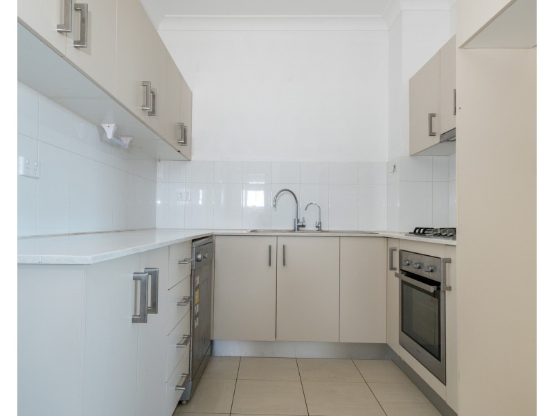 23/225-231 Princes Highway, Corrimal NSW 2518