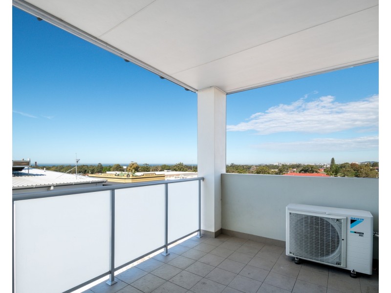 23/225-231 Princes Highway, Corrimal NSW 2518