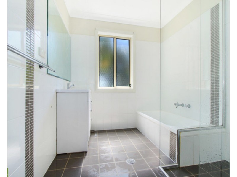 4/14 England Street, Wollongong NSW 2500