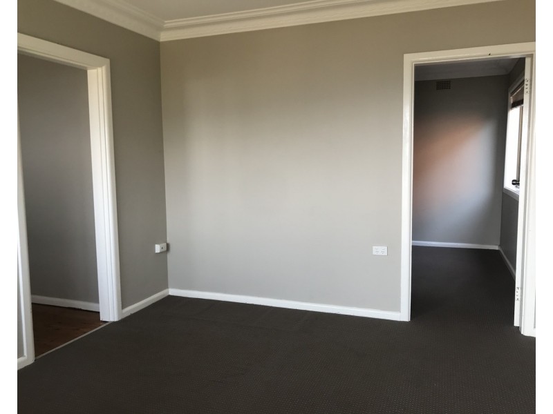 4/260 Flagstaff Road, Lake Heights NSW 2502