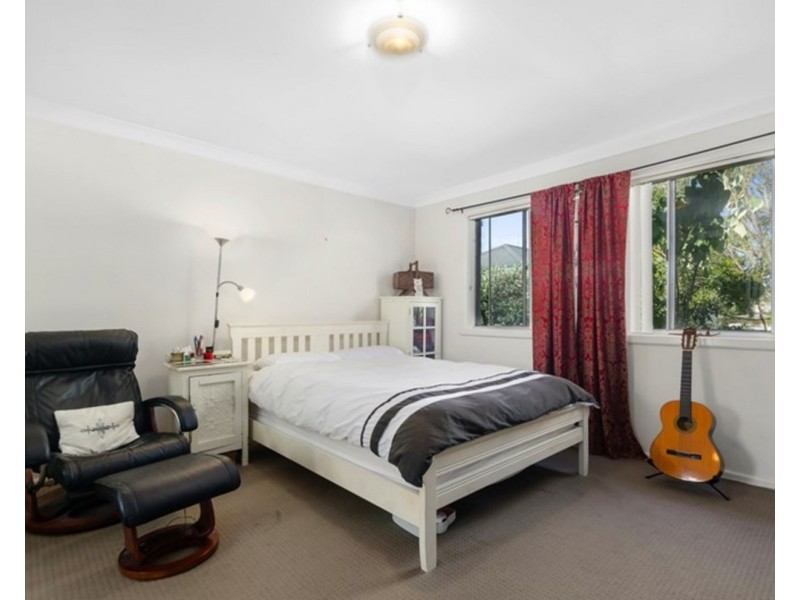 2/.17 Balmoral Street, Balgownie NSW 2519