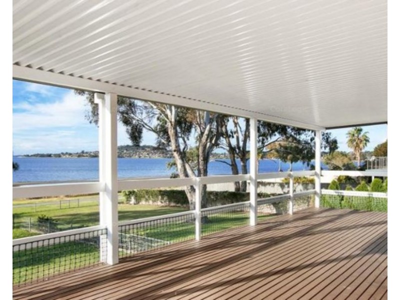 99 The Boulevard, Oak Flats NSW 2529