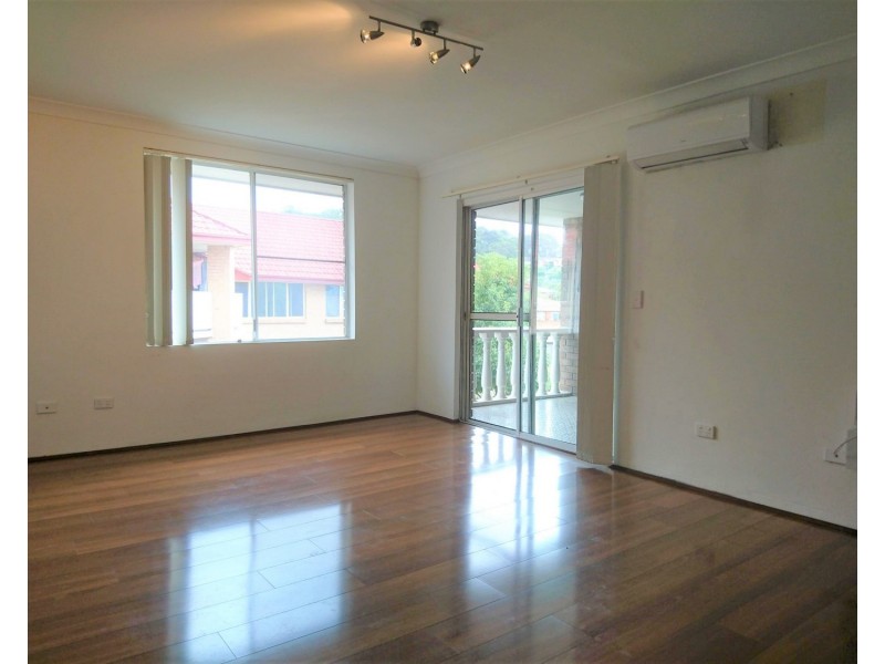 5/21 Heaslip Street, Coniston NSW 2500