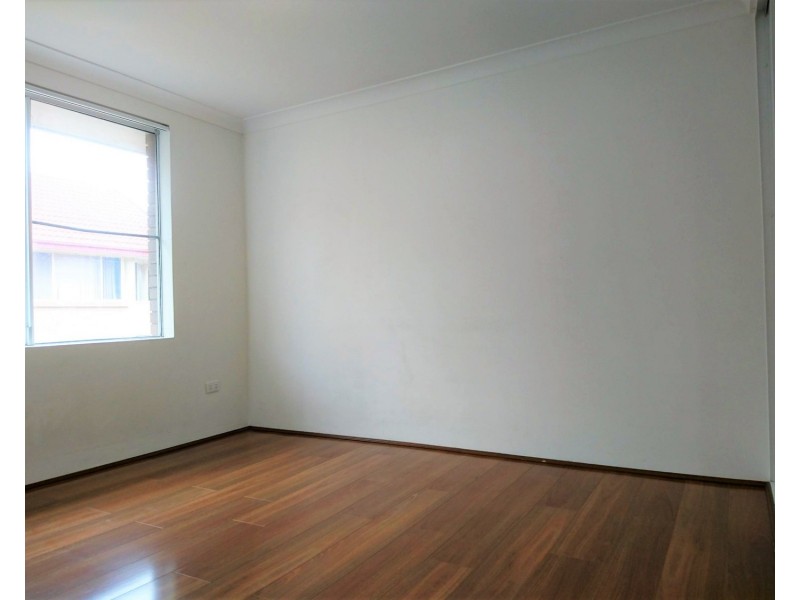 5/21 Heaslip Street, Coniston NSW 2500