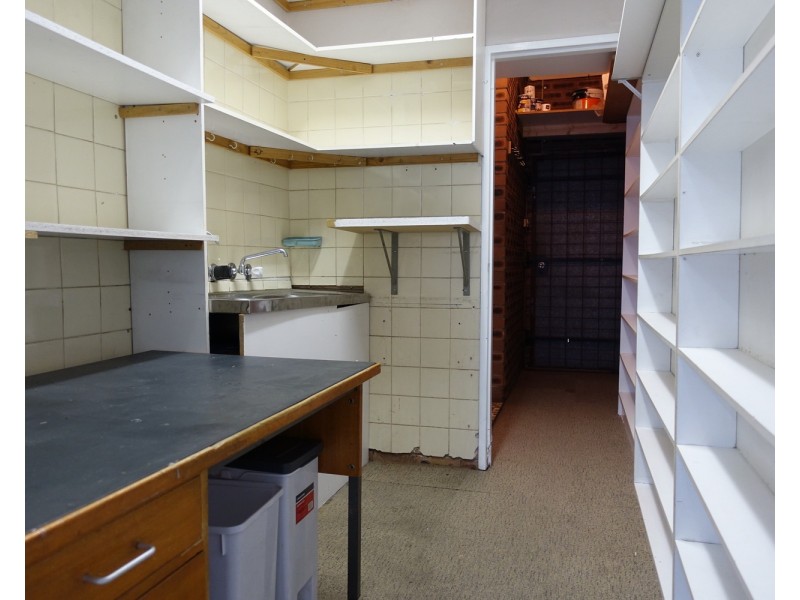 Shop 2/243 Princes Highway, Albion Park NSW 2527