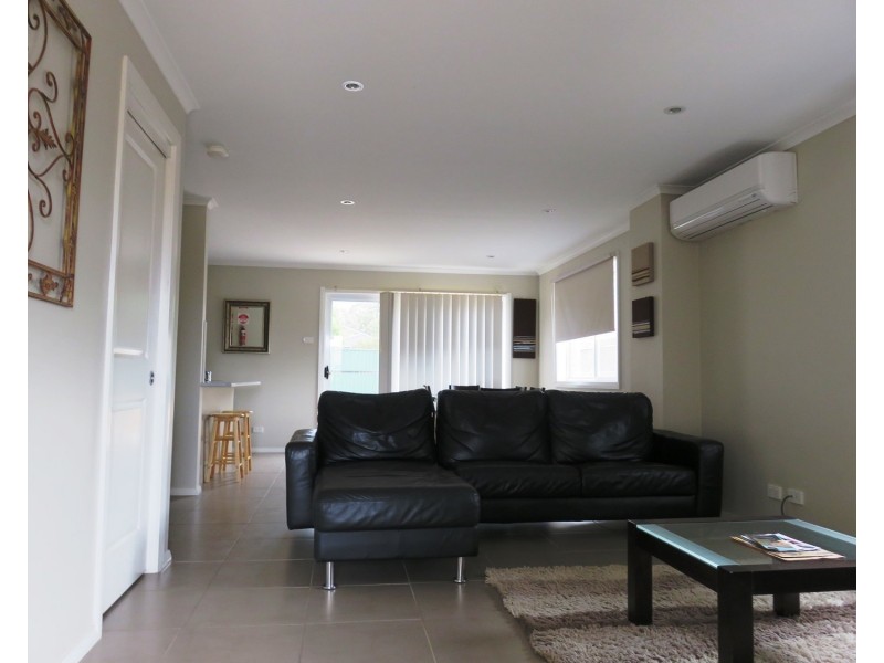 5 & 6/2 Crinoline Street Street, Denman NSW 2328