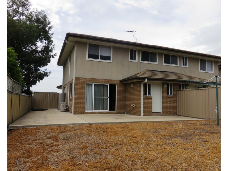 5 & 6/2 Crinoline Street Street, Denman NSW 2328