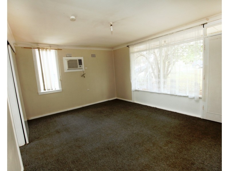 40 Tobruk Avenue, Muswellbrook NSW 2333