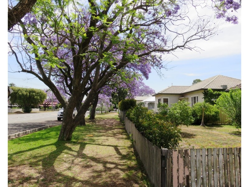 18 Cook Street, Muswellbrook NSW 2333