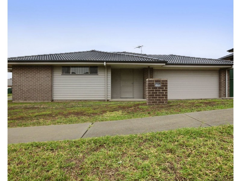 A /19 Chivers Circuit, Muswellbrook NSW 2333