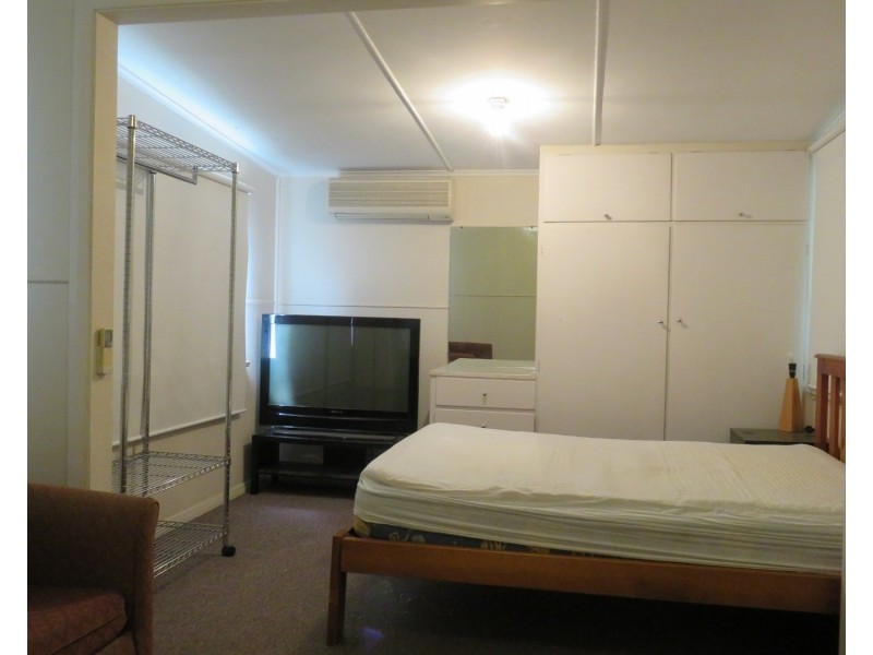 33 Maitland Street, Muswellbrook NSW 2333