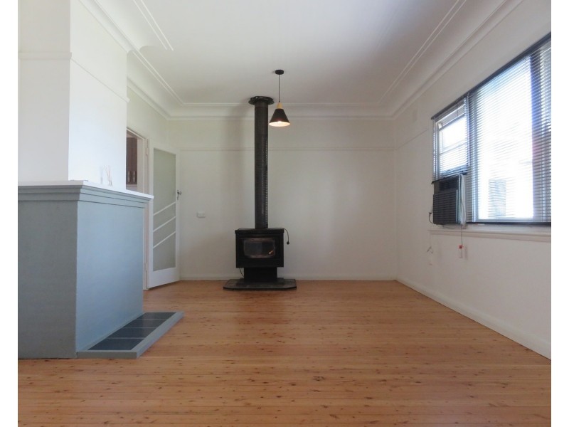 18 Cook Street, Muswellbrook NSW 2333