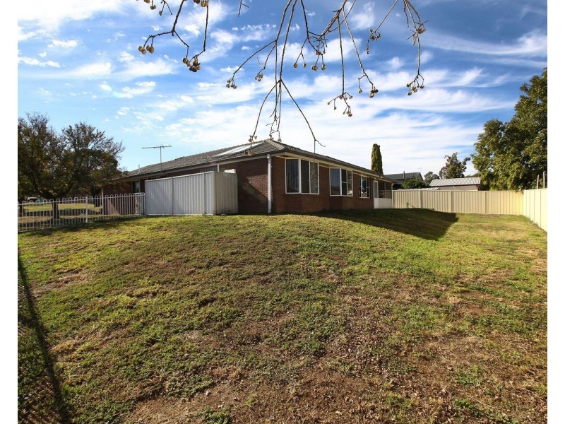 14 Chardonnay Street, Muswellbrook NSW 2333