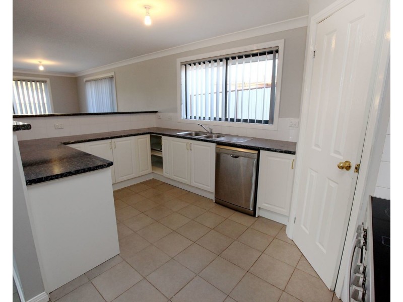 10 Alexander Close, Aberdeen NSW 2336