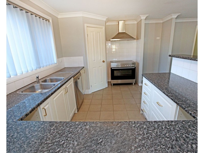 10 Alexander Close, Aberdeen NSW 2336