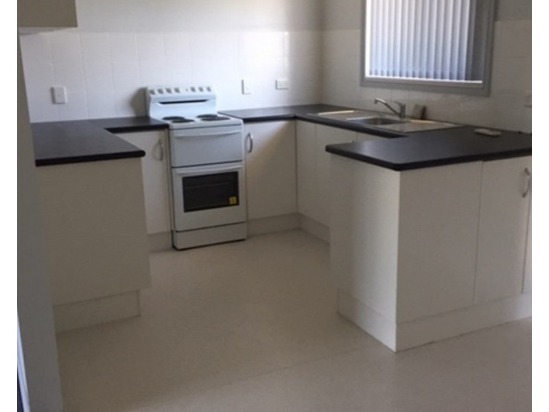 1/31a St Heliers Street, Aberdeen NSW 2336