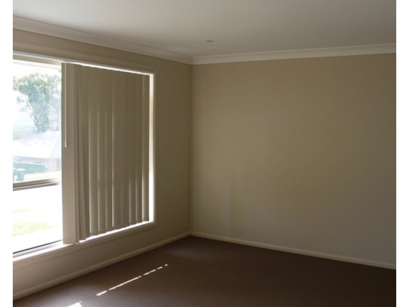 13 Dixon Circuit, Muswellbrook NSW 2333