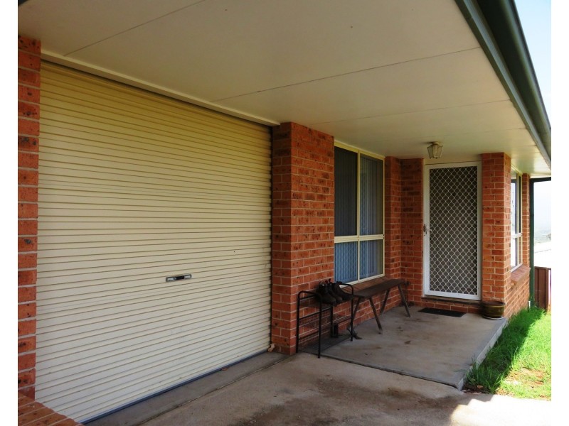 1 & 2/1 Kyuga Street, Aberdeen NSW 2336