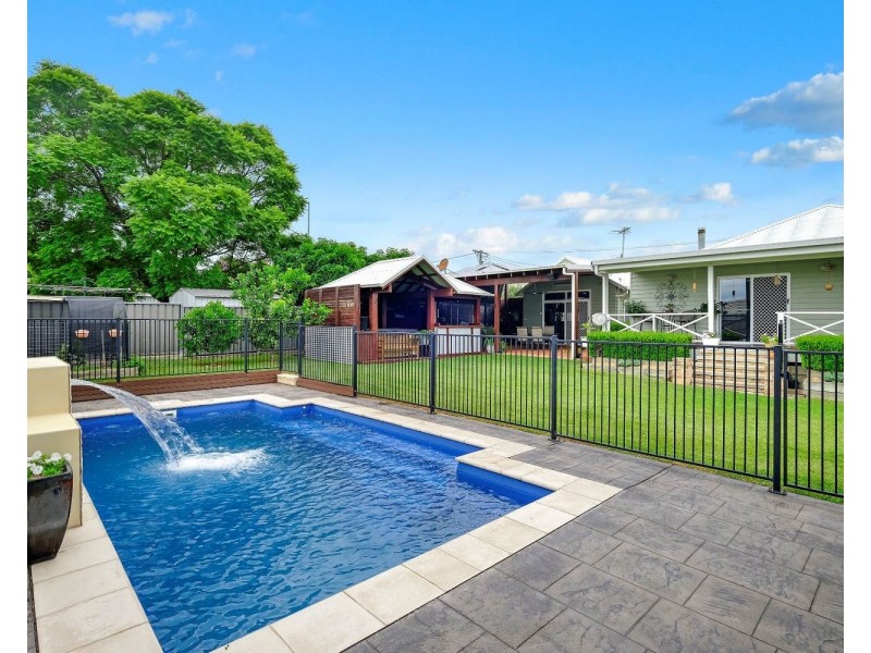 6 Wilson Street, Muswellbrook NSW 2333