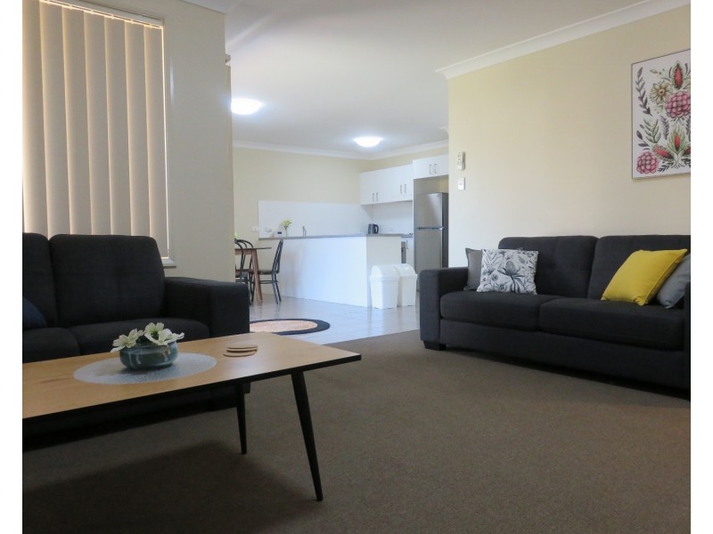 1/4 Northerly Close, Muswellbrook NSW 2333