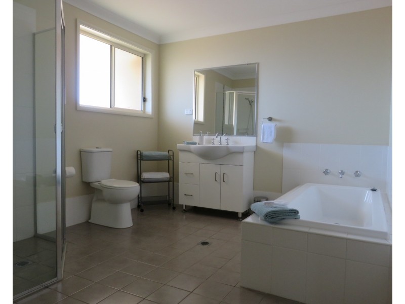 1/4 Northerly Close, Muswellbrook NSW 2333