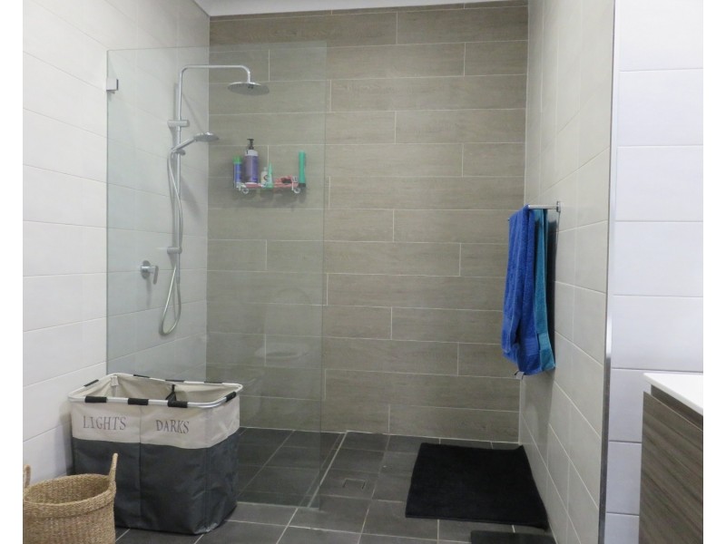 1/4 Rutherford Road, Muswellbrook NSW 2333