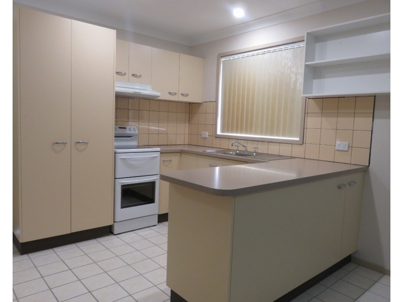 2/12 Peppermint Road, Muswellbrook NSW 2333
