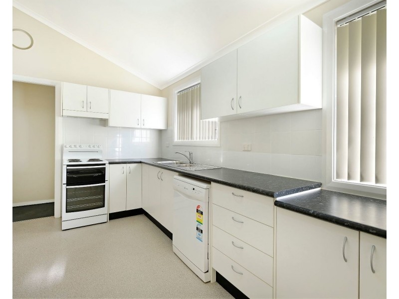 13 Flanders Avenue, Muswellbrook NSW 2333