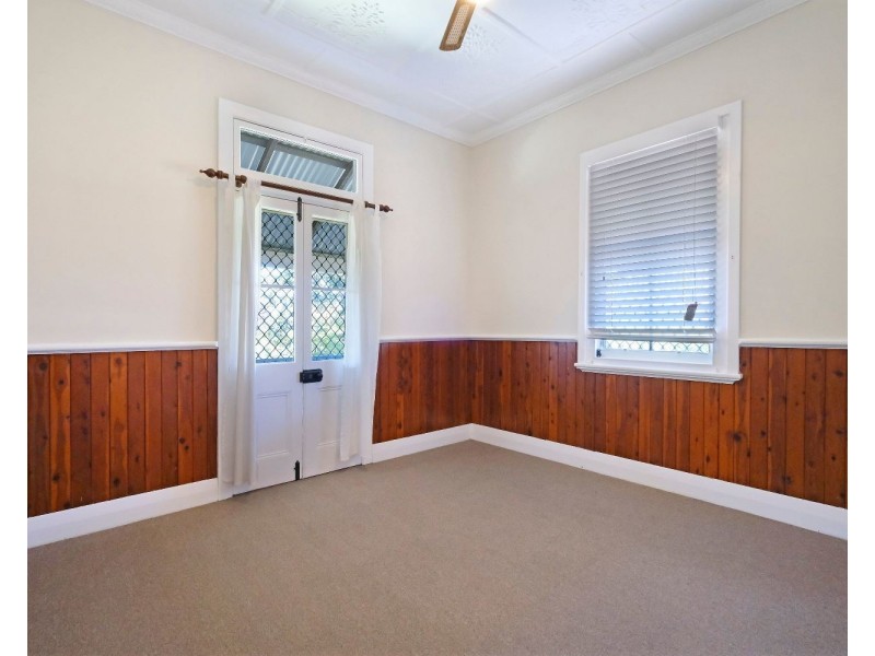 13 Flanders Avenue, Muswellbrook NSW 2333