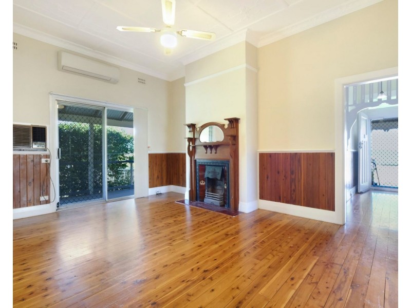 13 Flanders Avenue, Muswellbrook NSW 2333
