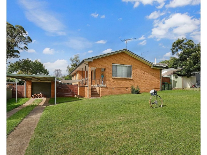 16 St. James Crescent, Muswellbrook NSW 2333
