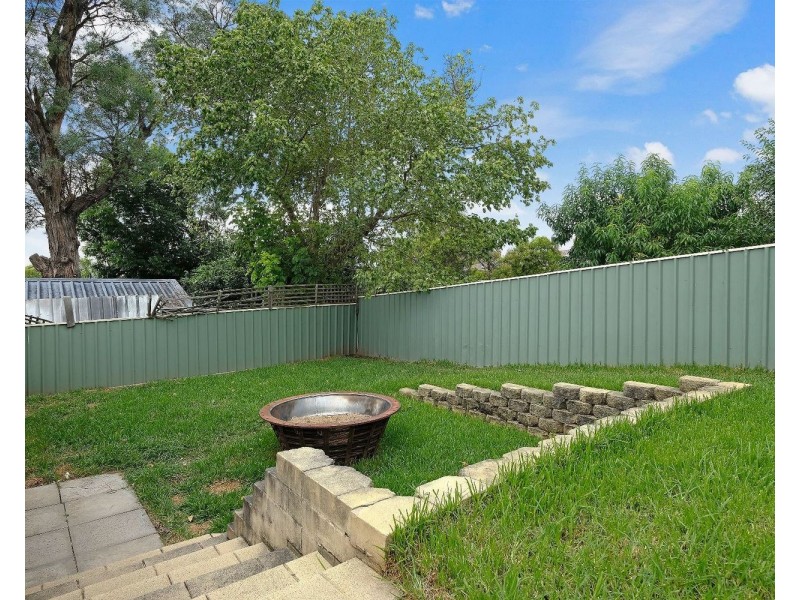 16 St. James Crescent, Muswellbrook NSW 2333